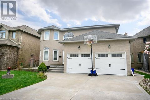 27 PROMENADE Drive Stoney Creek ON L8J2T3