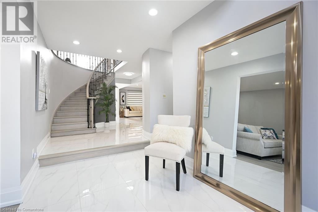27 PROMENADE Drive