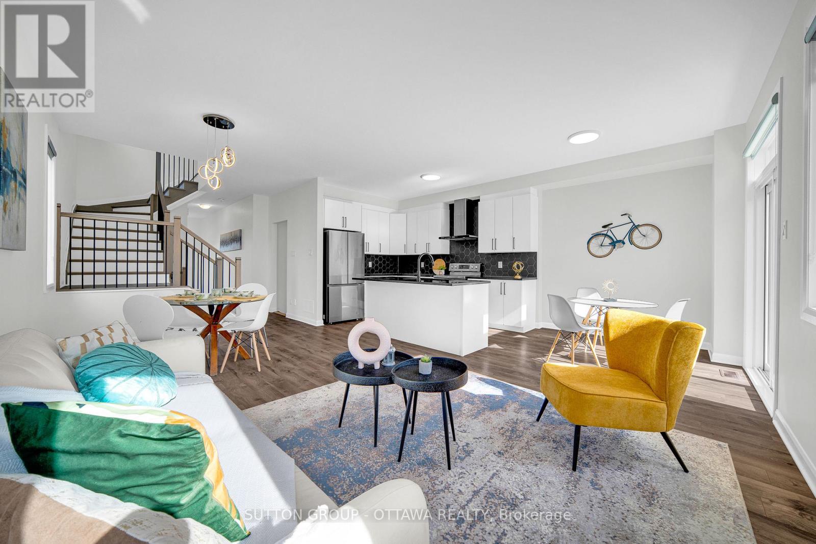 1006 SPEEDVALE COURT