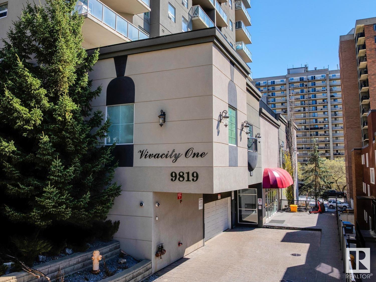#906 9819 104 ST NW