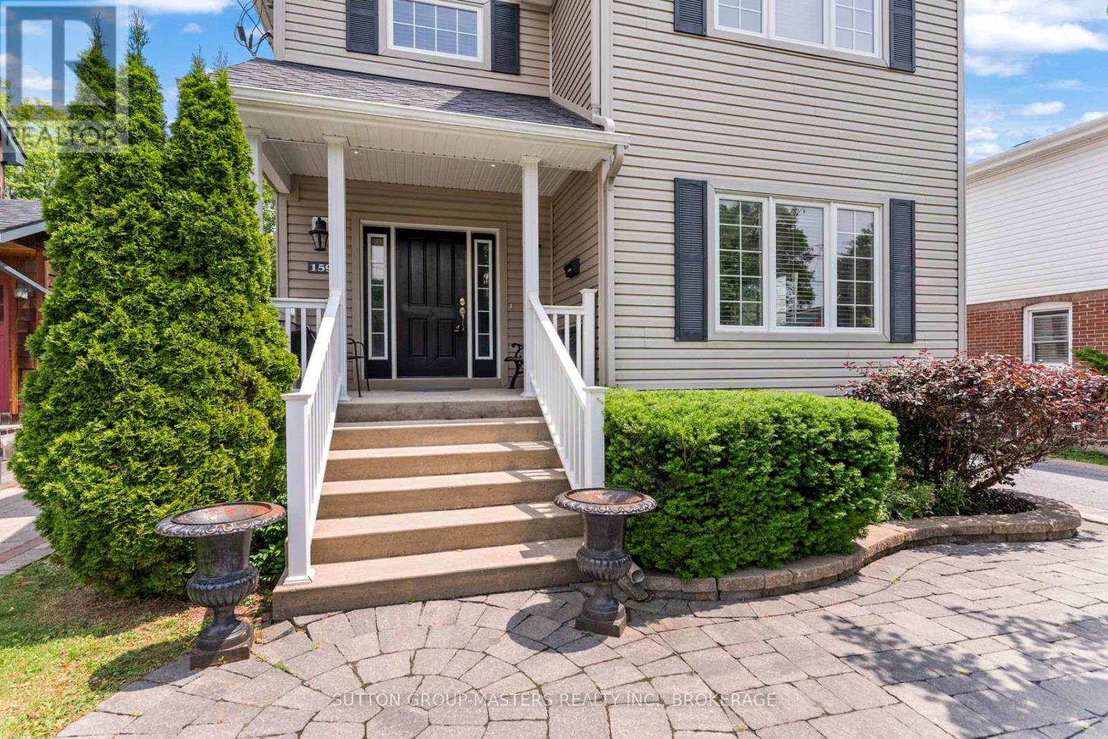 159 NAPIER STREET