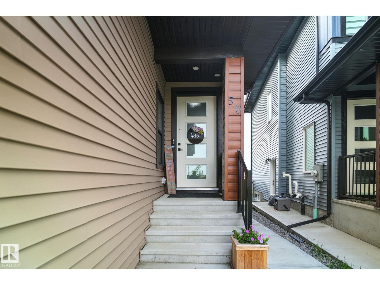 50 GRASSVIEW CR