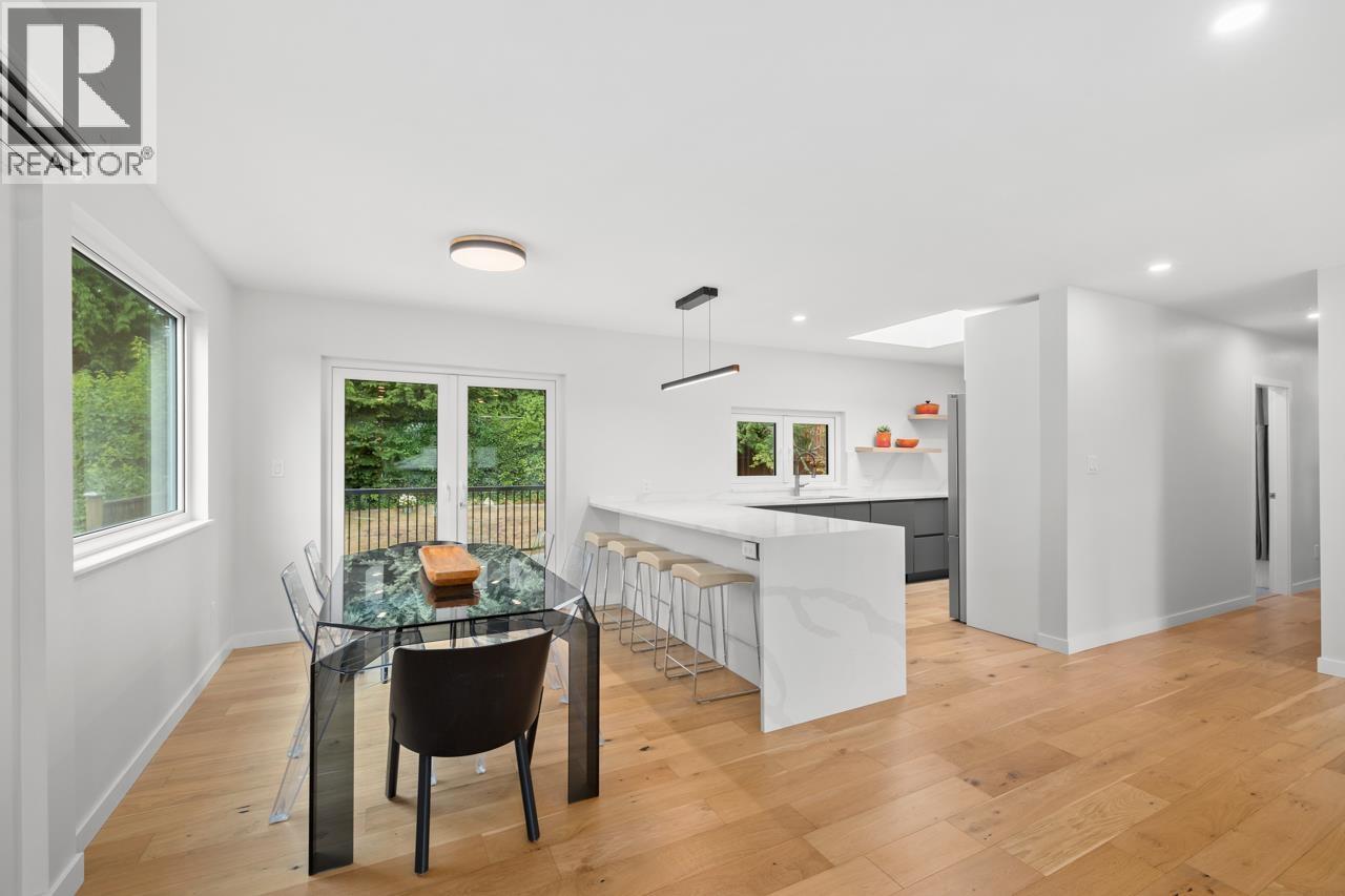 2996 PLYMOUTH DRIVE