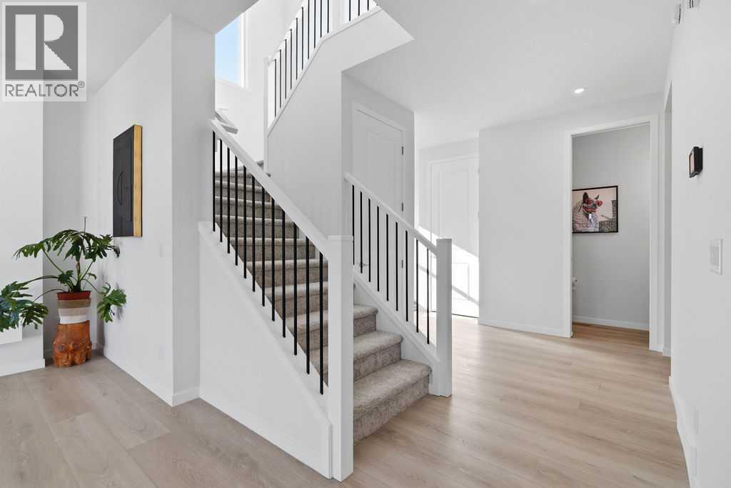 259 Marnot Grove NW