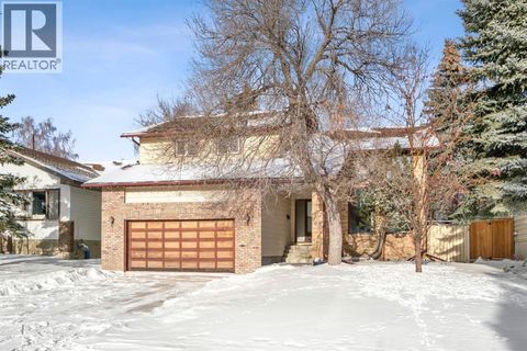 40 Edforth Road NW Calgary AB T3A3V7