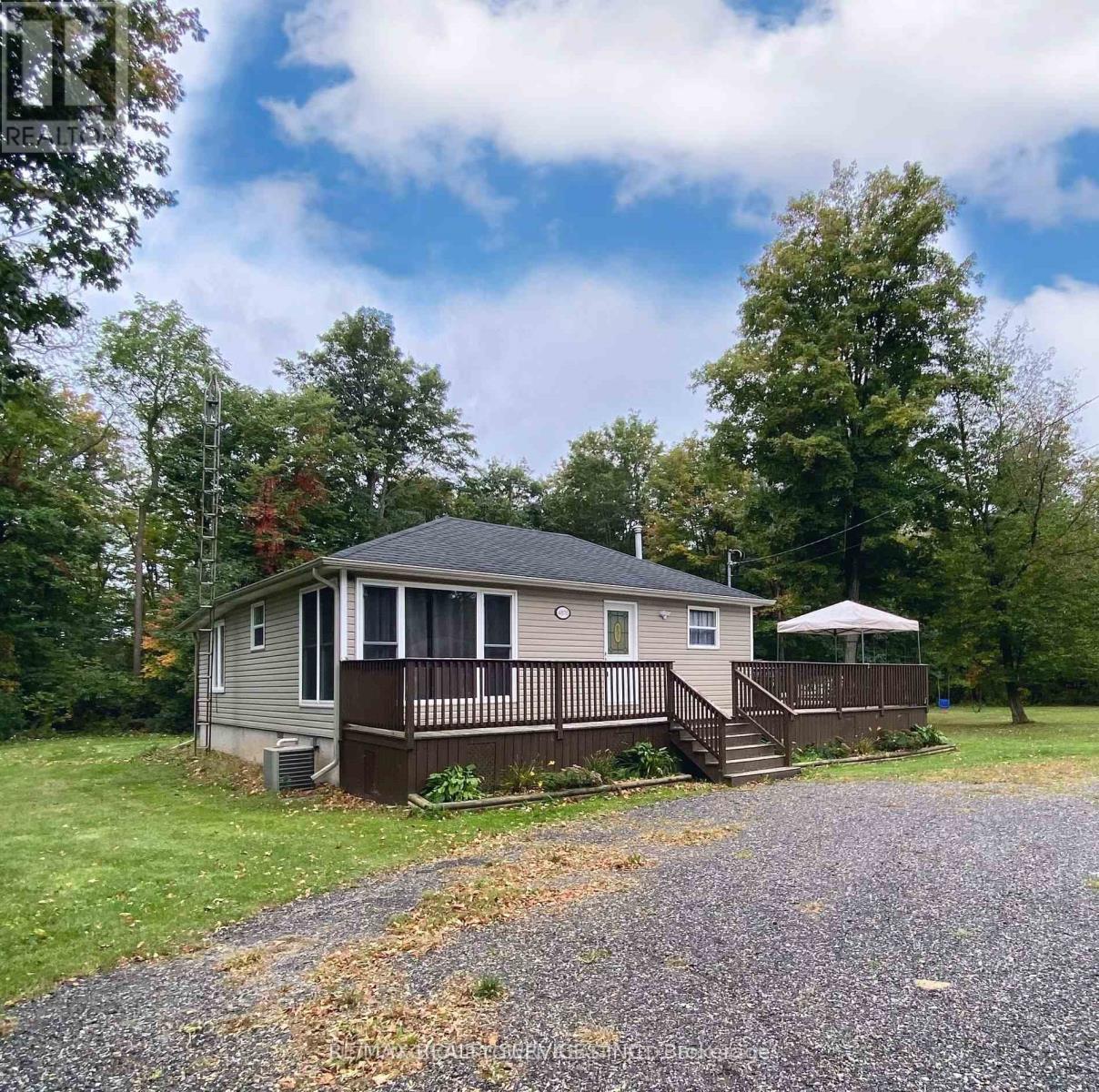 Photo 1 of 18 — 4870 MAPLEVIEW CRESCENT, Port Colborne (Sherkston), ON L0S1R0