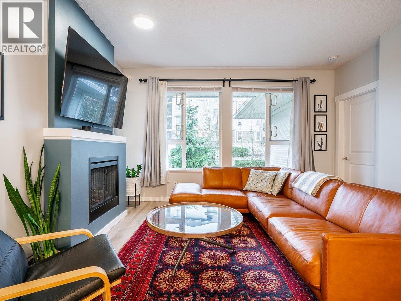 412 4723 DAWSON STREET