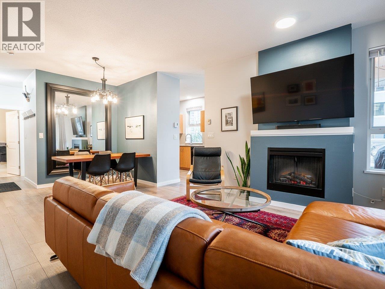 412 4723 DAWSON STREET