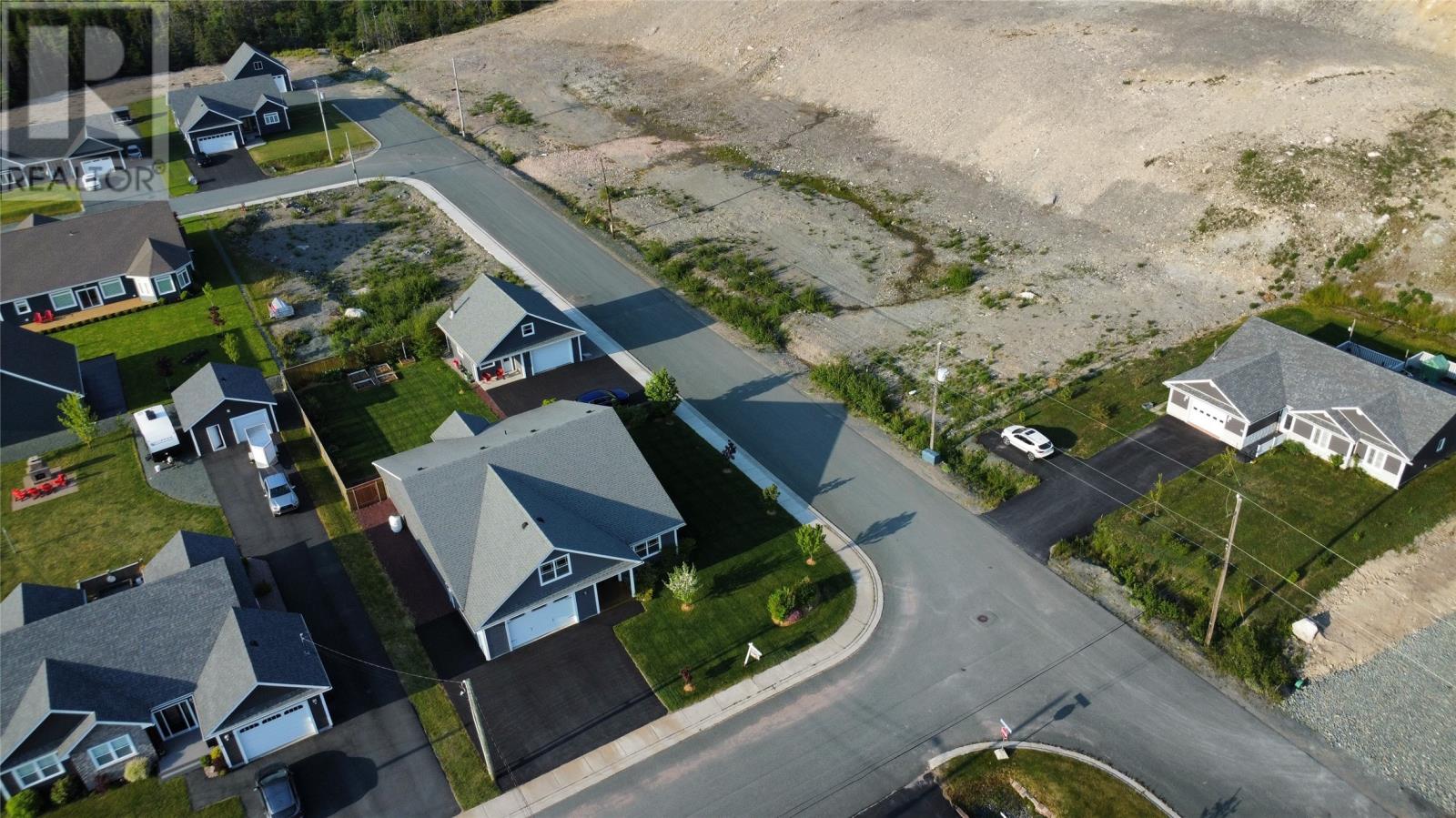 9 Summit Drive