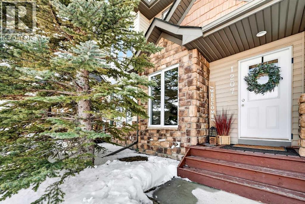 1207, 2445 Kingsland Road SE