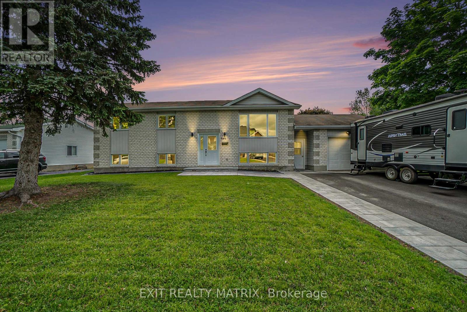 845 LAVAL STREET