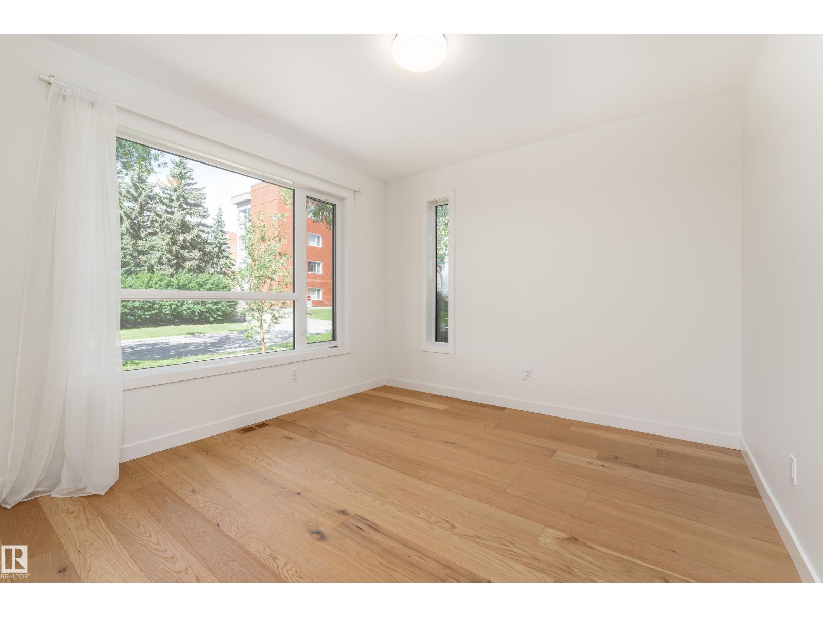9137 84 AV NW NW