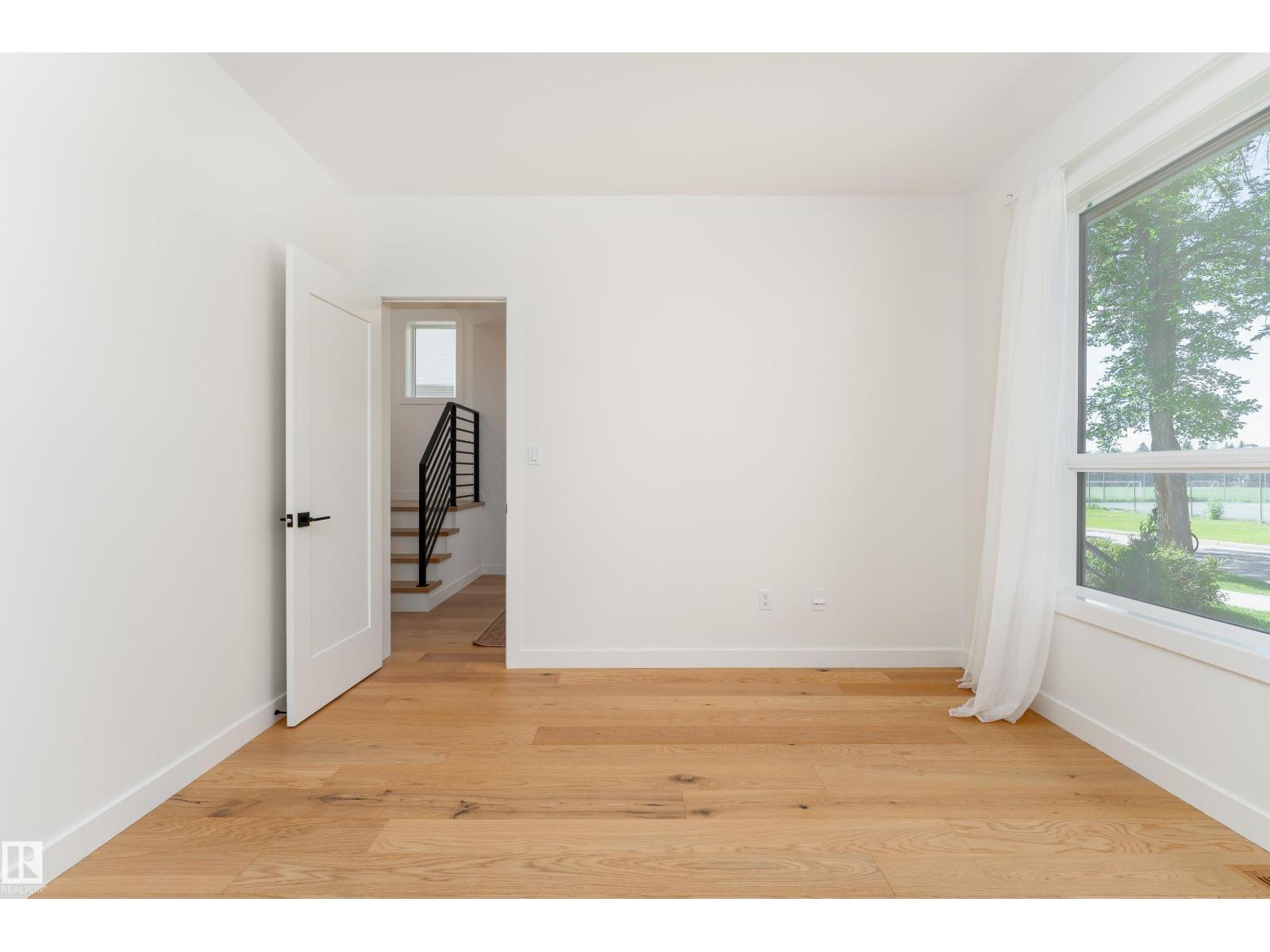 9137 84 AV NW NW
