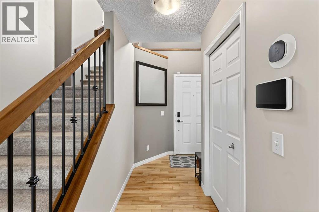 32 Everglen Grove SW