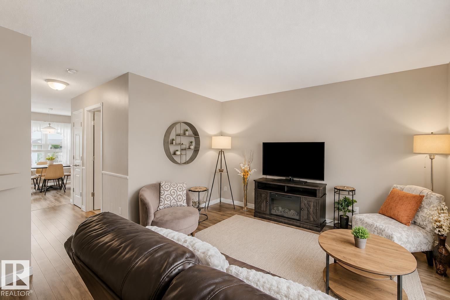 16114 43 ST NW