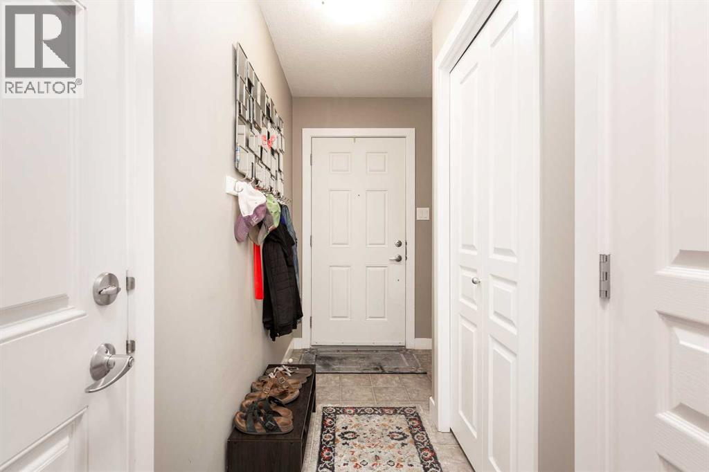 2, 213 Silkstone Road W