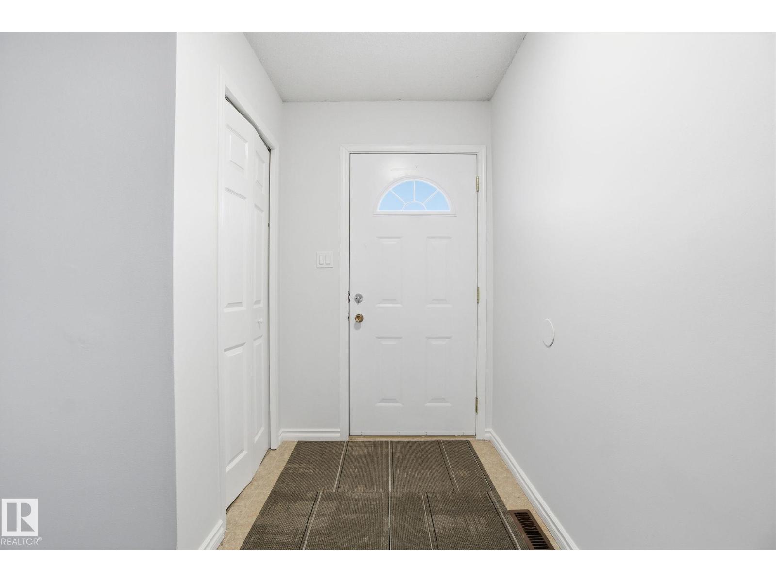 1130 KNOTTWOOD RD E NW