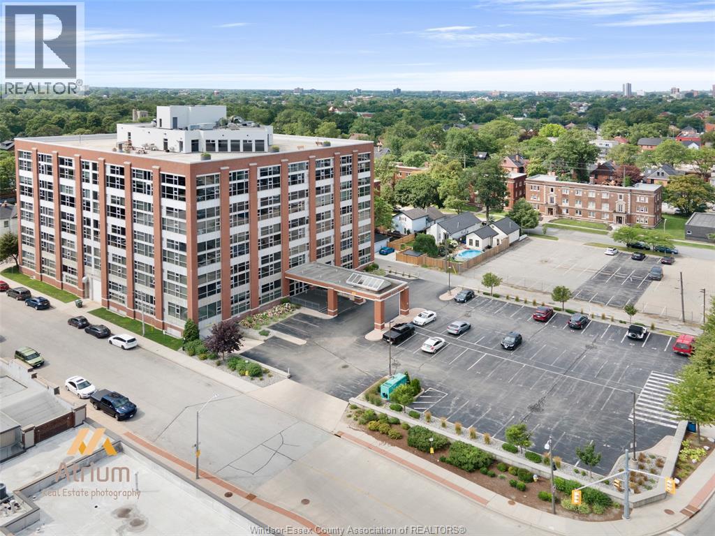 2175 WYANDOTTE STREET East Unit# 505