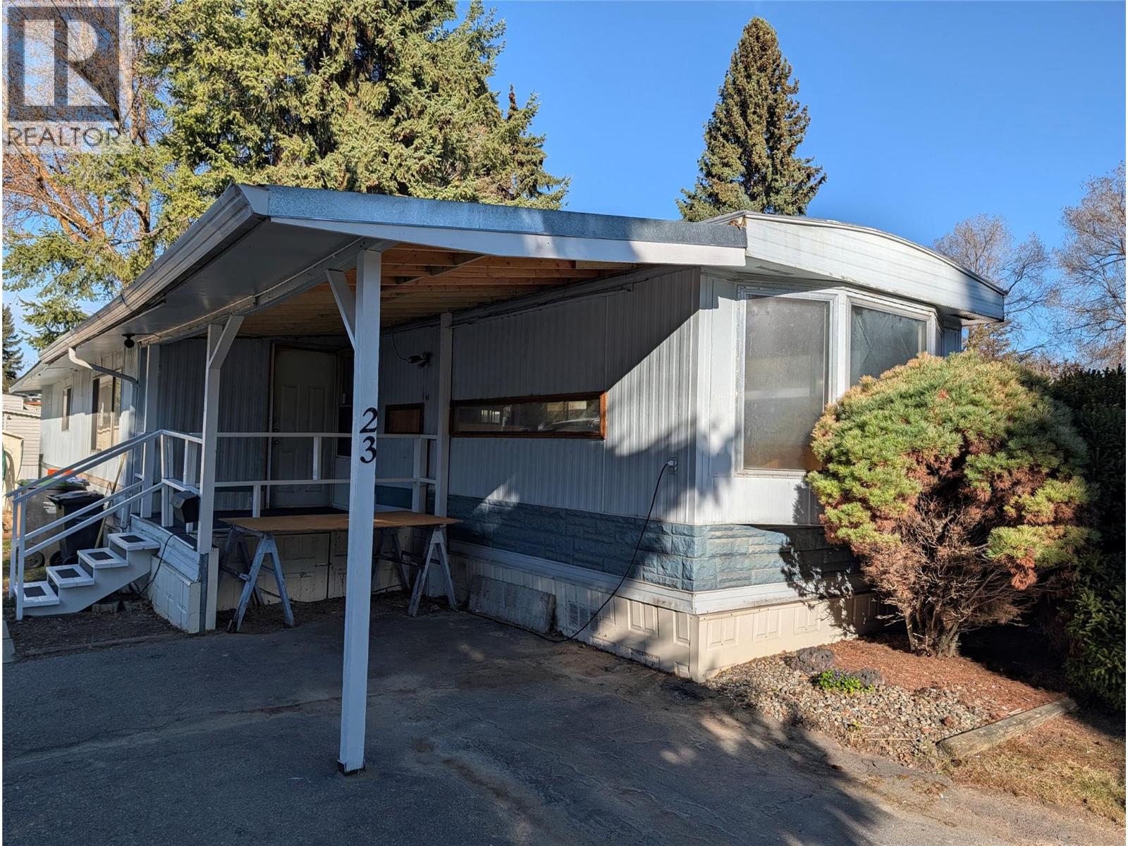 3535 Casorso Road Unit# 23