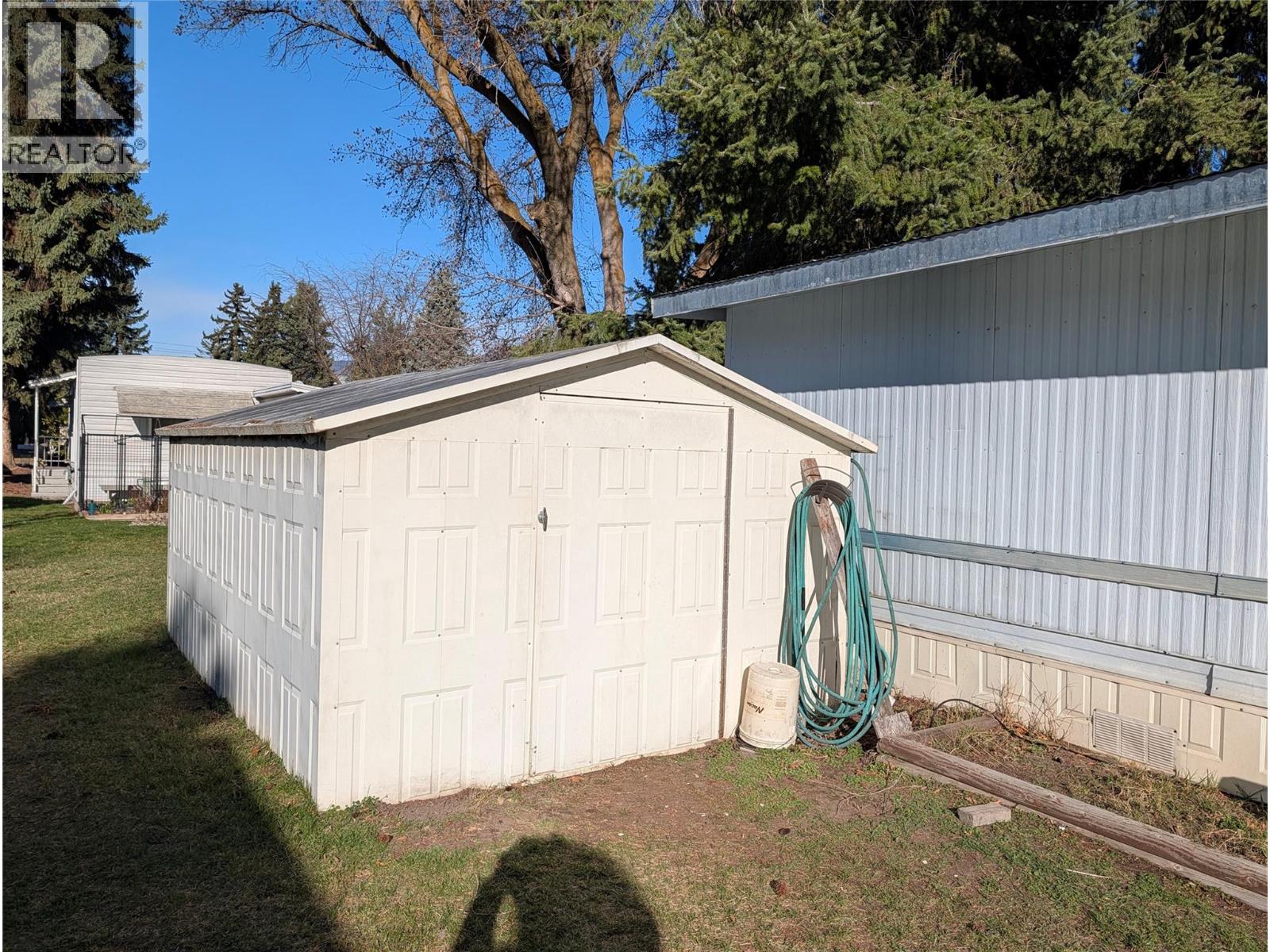 3535 Casorso Road Unit# 23