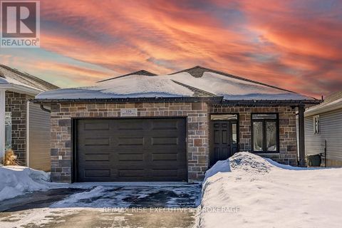 130 BRENNAN CRESCENT Loyalist (Odessa) ON K0K2H0