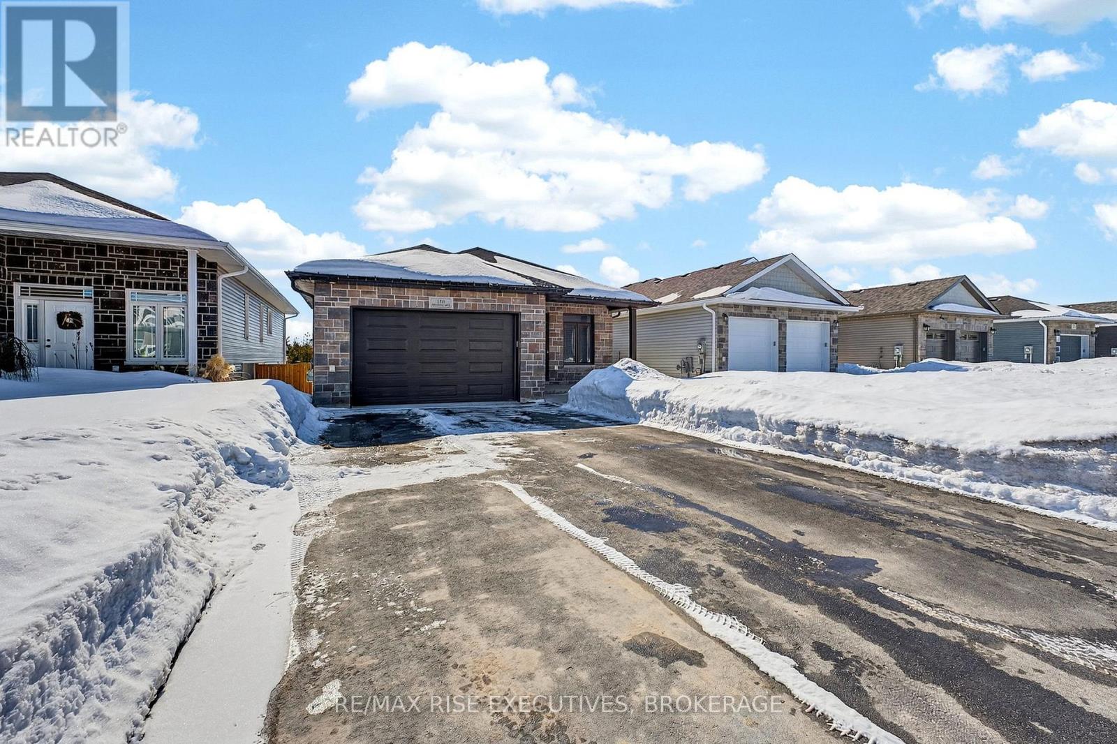 130 BRENNAN CRESCENT