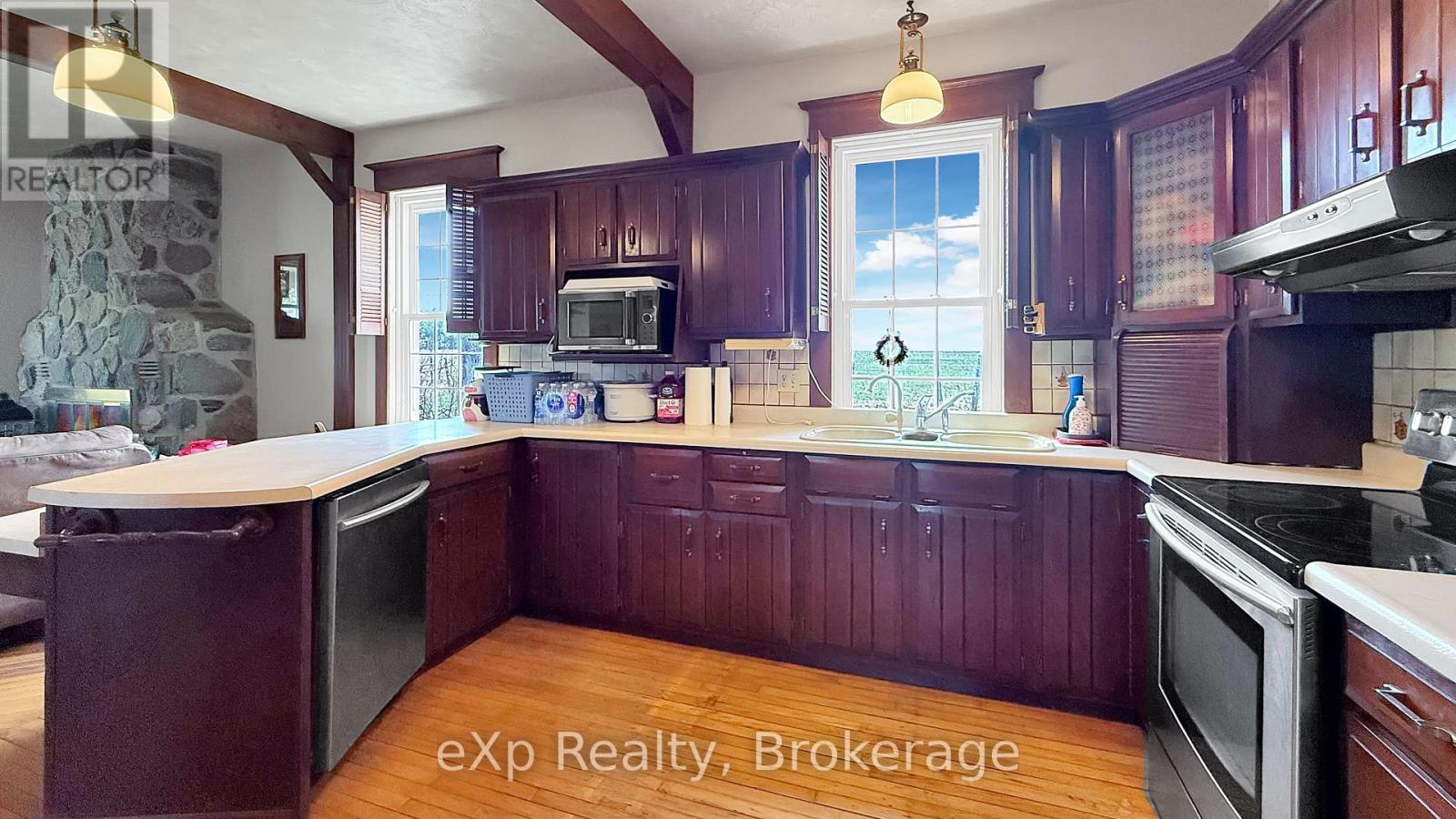 402191 GREY ROAD 4