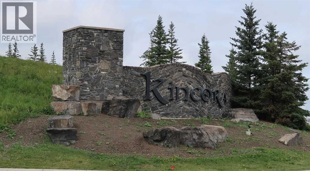 301 Kincora Glen Rise NW