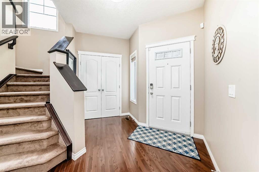 301 Kincora Glen Rise NW