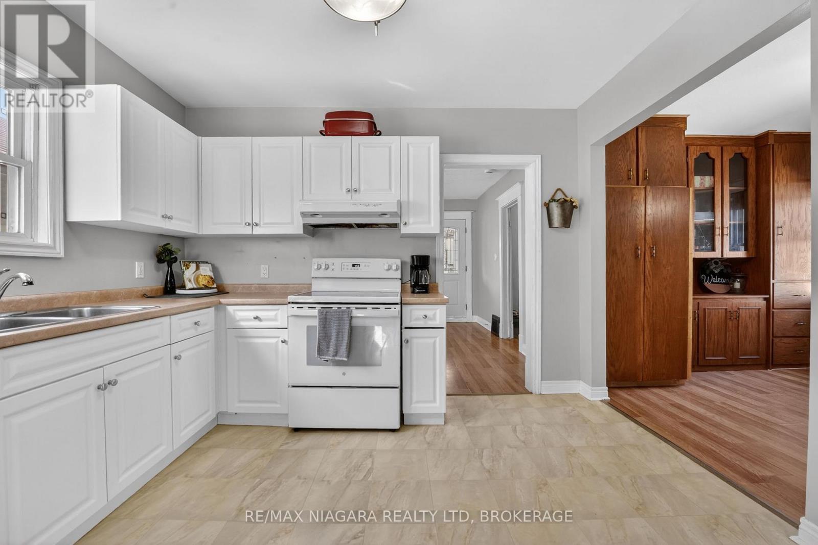 214 NIAGARA STREET
