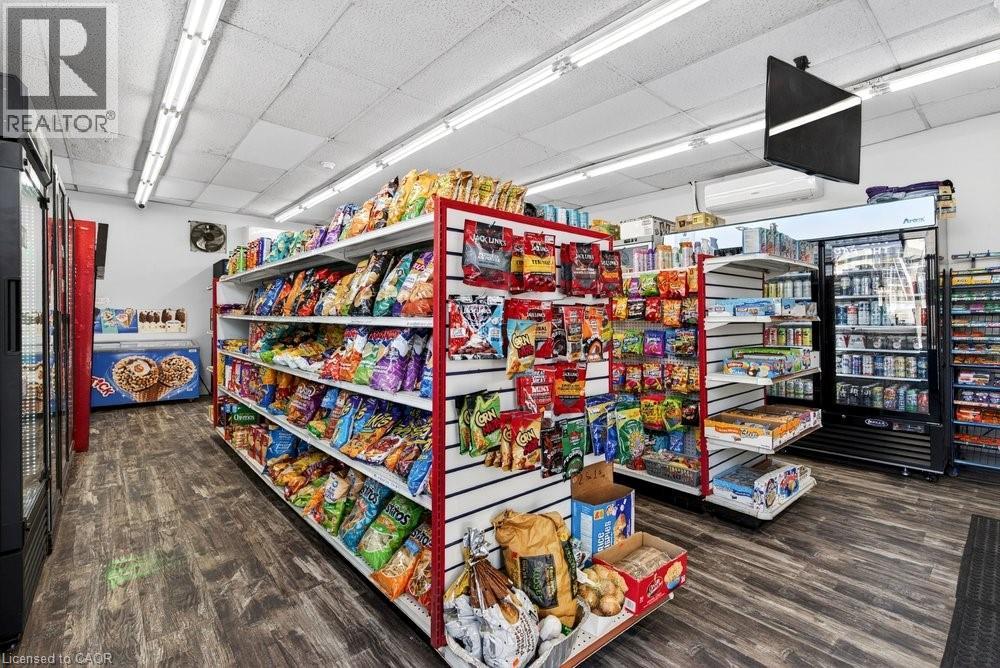 675-681 BARTON Street E