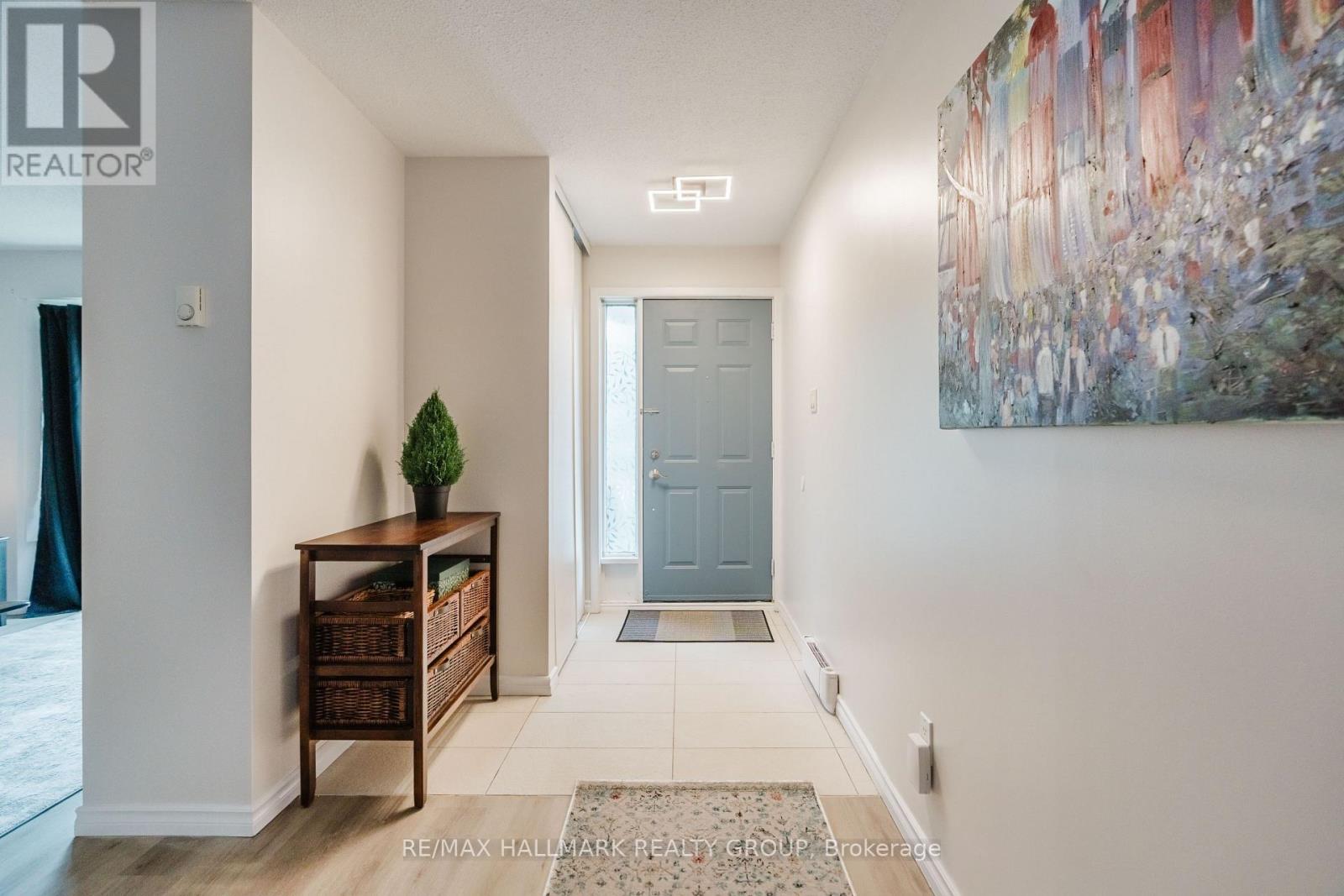 6 - 228 HARRIOT PRIVATE