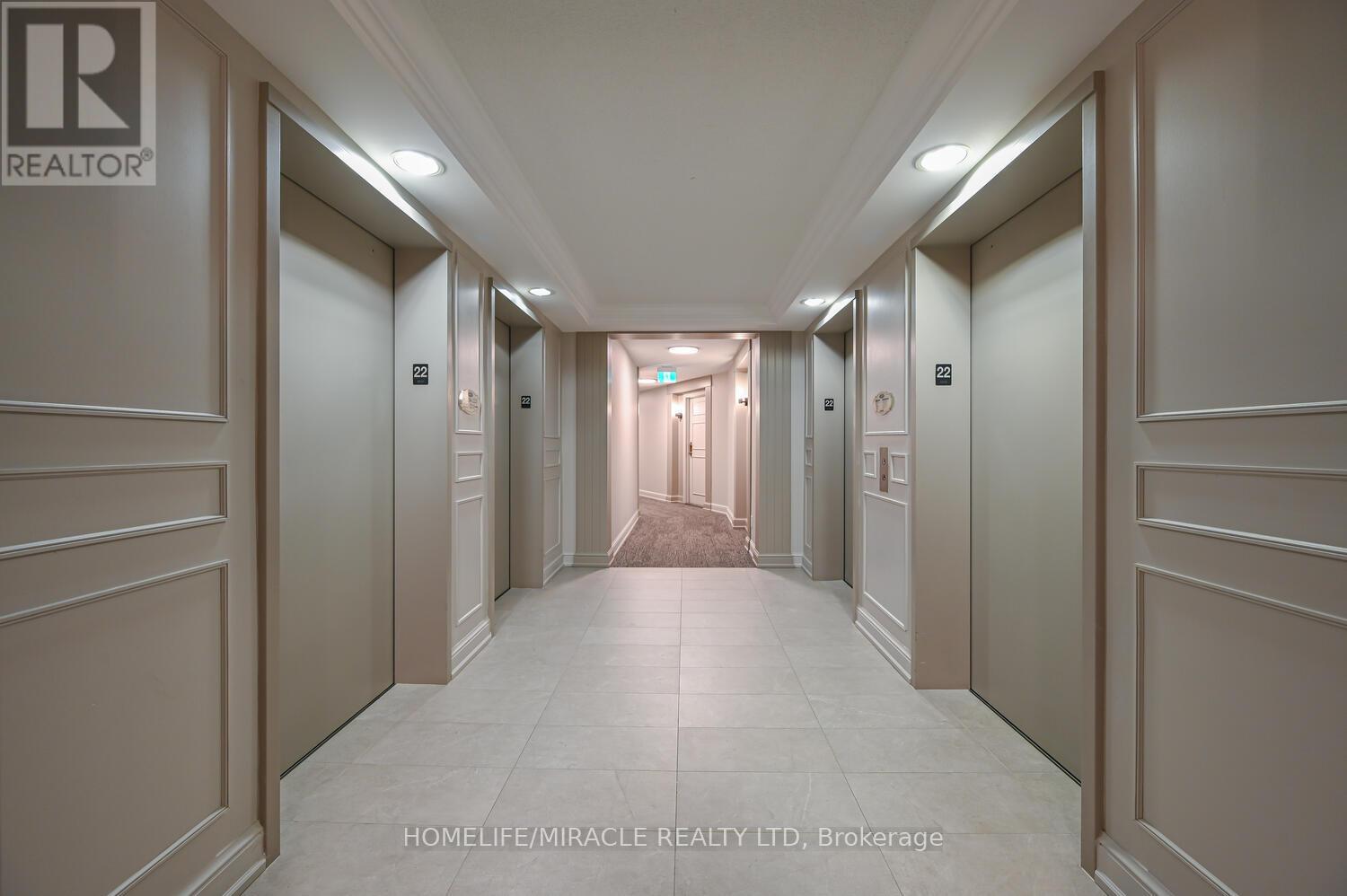 2220 - 700 HUMBERWOOD BOULEVARD