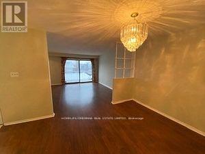 52 SIMMONS BOULEVARD