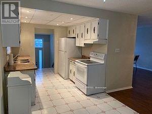 52 SIMMONS BOULEVARD