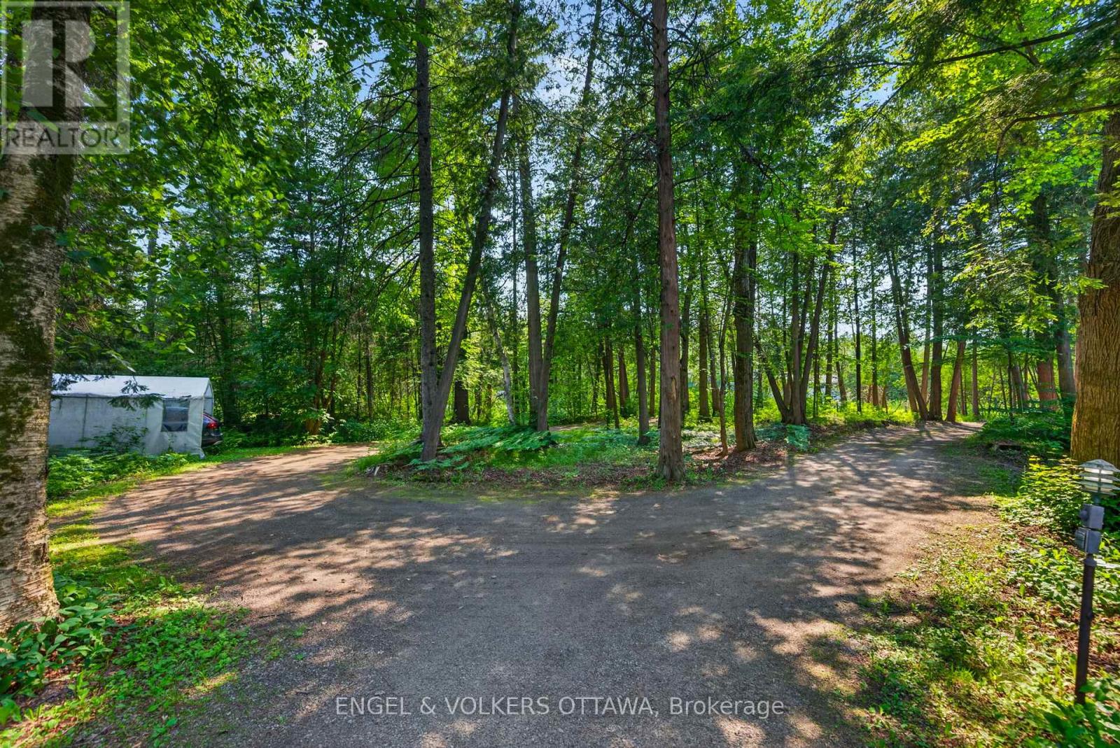 4167 FARMERS WAY