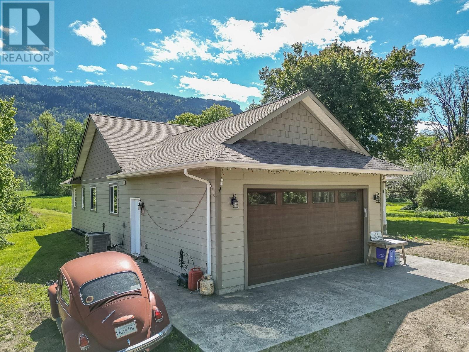 51 Monks Road