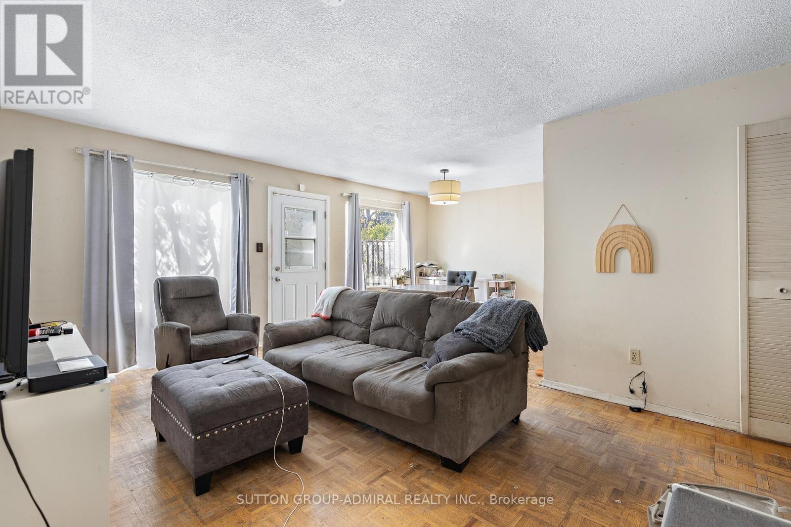 11 - 21 FOUR WINDS DRIVE