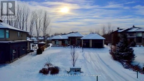 525 LEIMERK COURT Ottawa ON K4M0B2