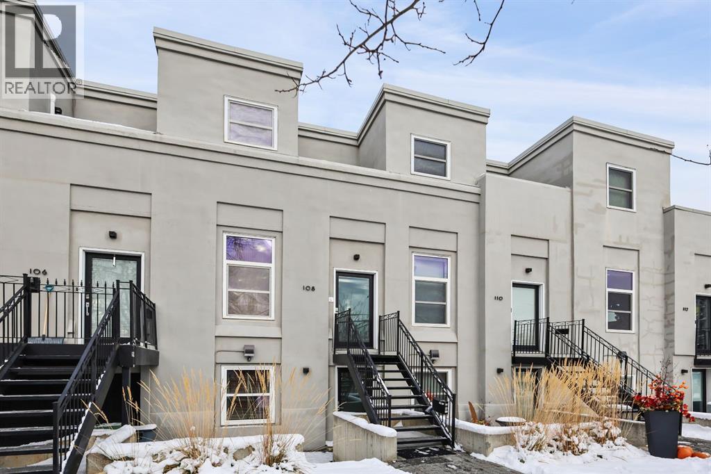 108 18 Avenue SE