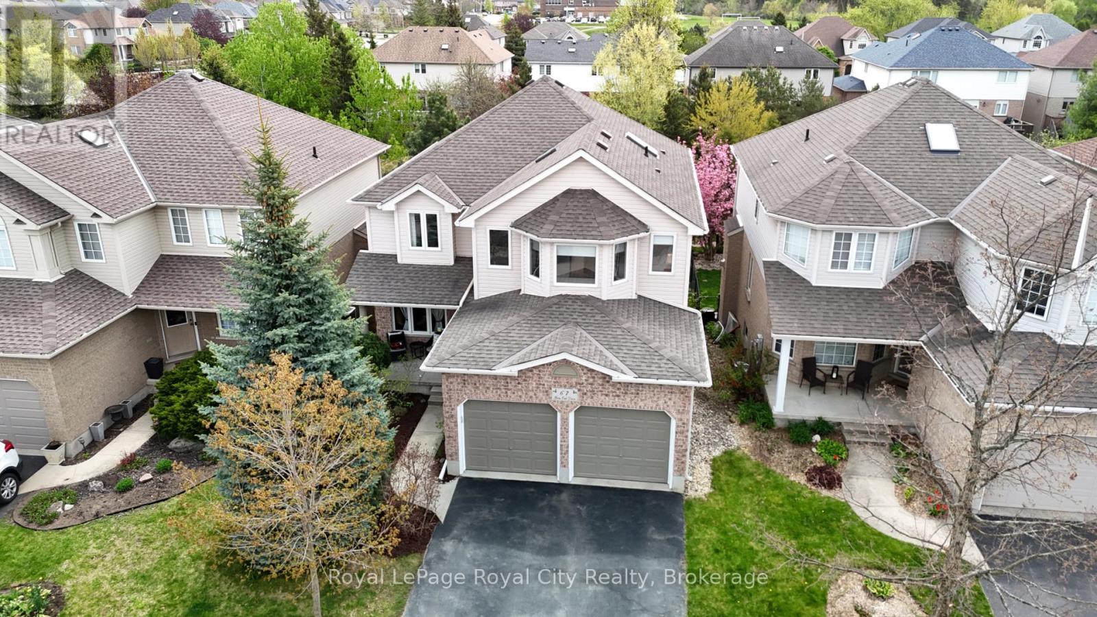 67 GREY OAK DRIVE