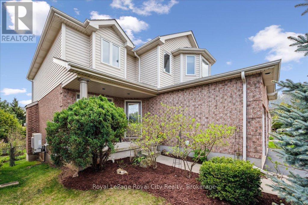 67 GREY OAK DRIVE