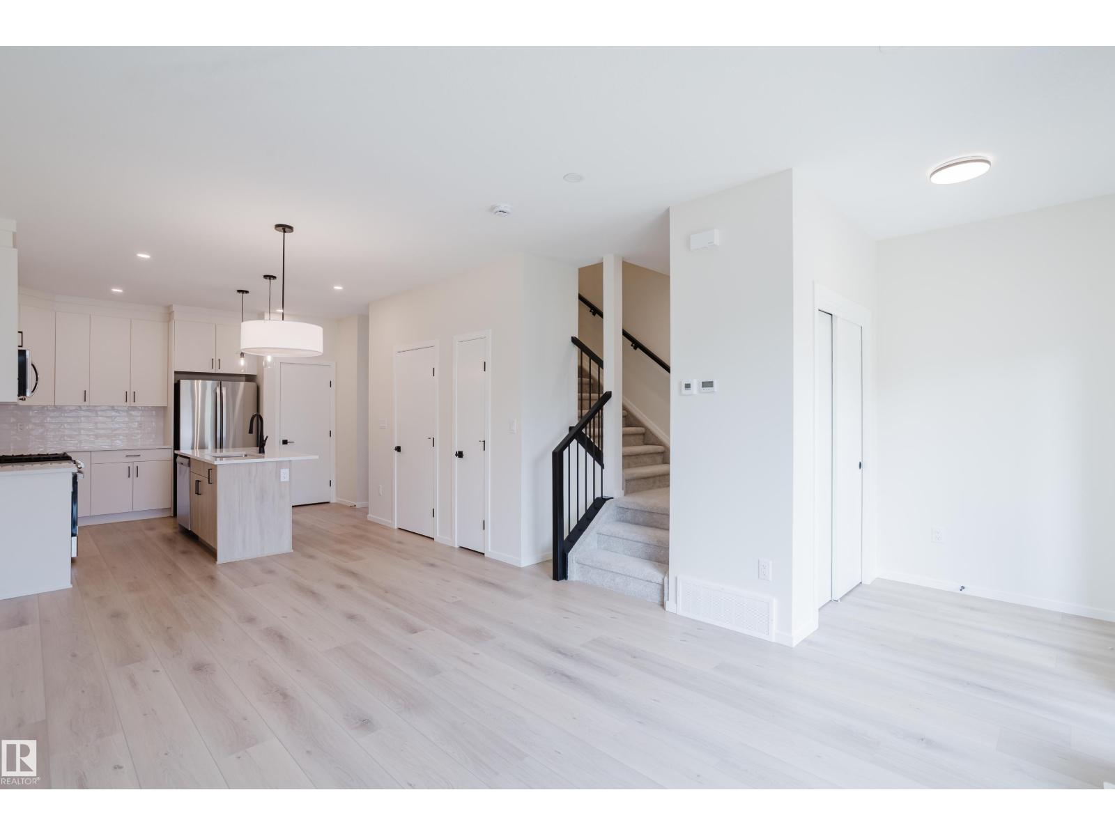 10463/65/67/69 159 ST NW