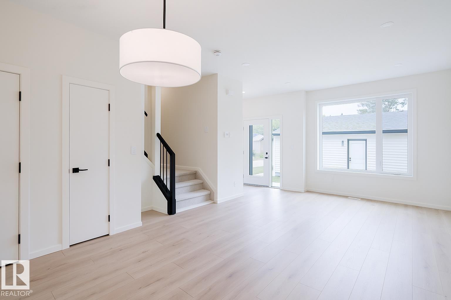 10463/65/67/69 159 ST NW