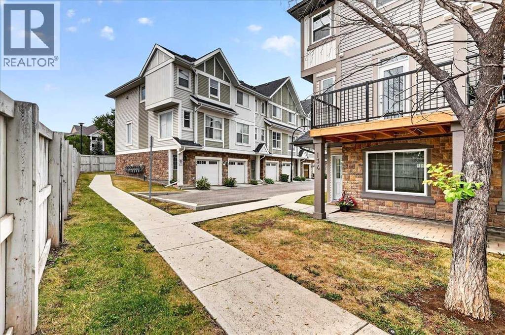 134 New Brighton Landing SE