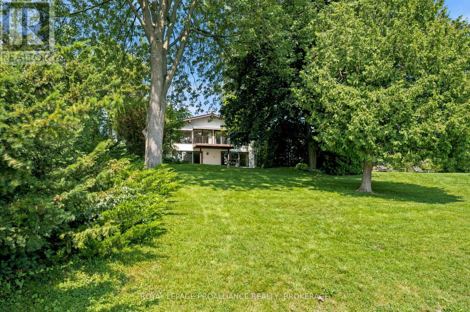 807 WARTMAN AVENUE