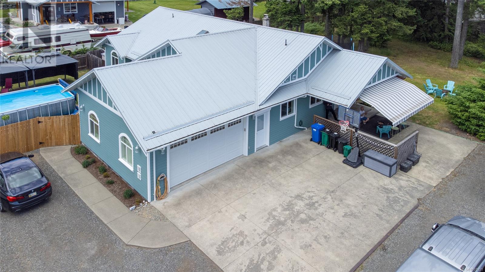 1185 Hutchinson Rd