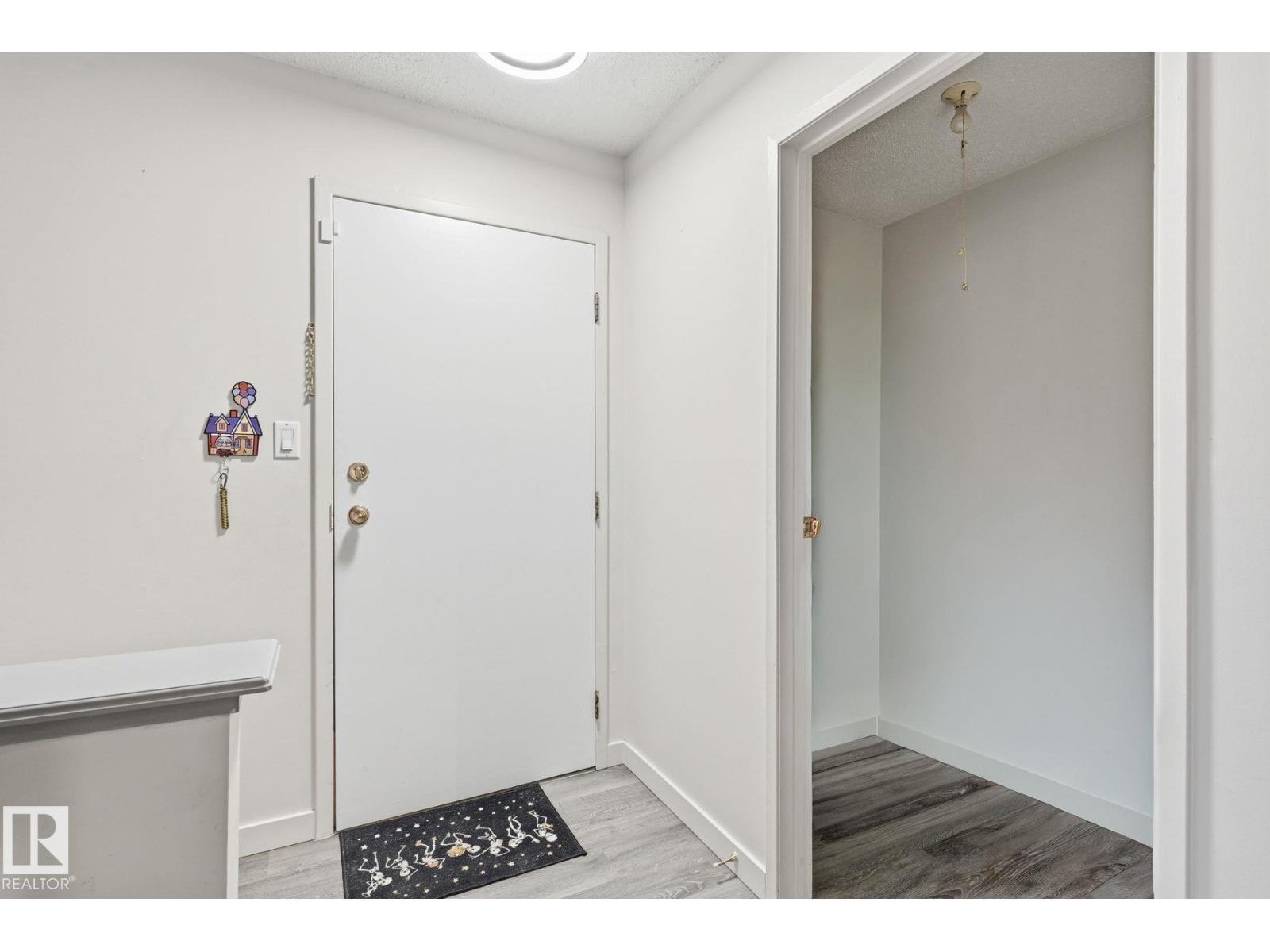 #204 41 AKINS DR