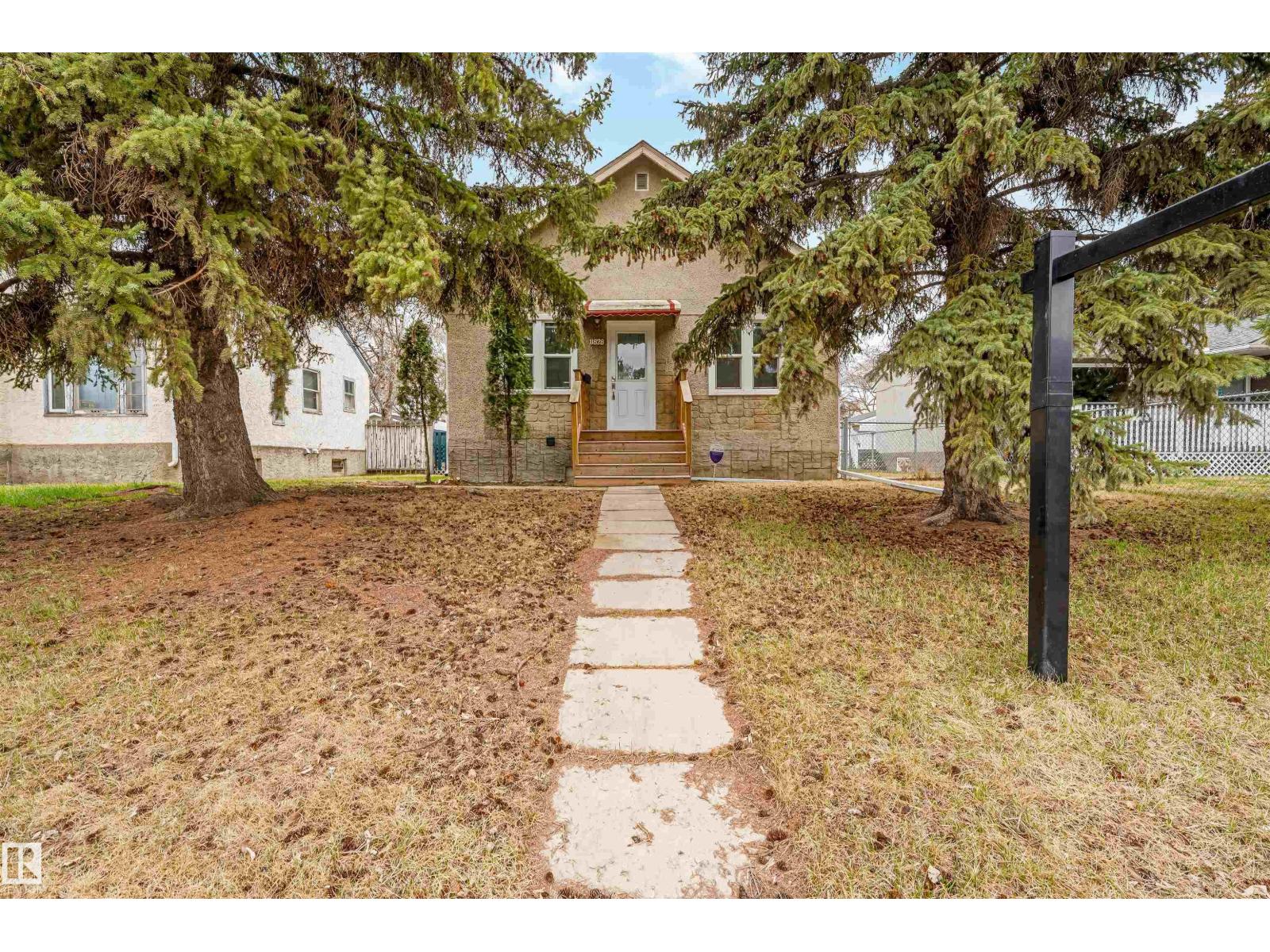 11828 50 ST NW