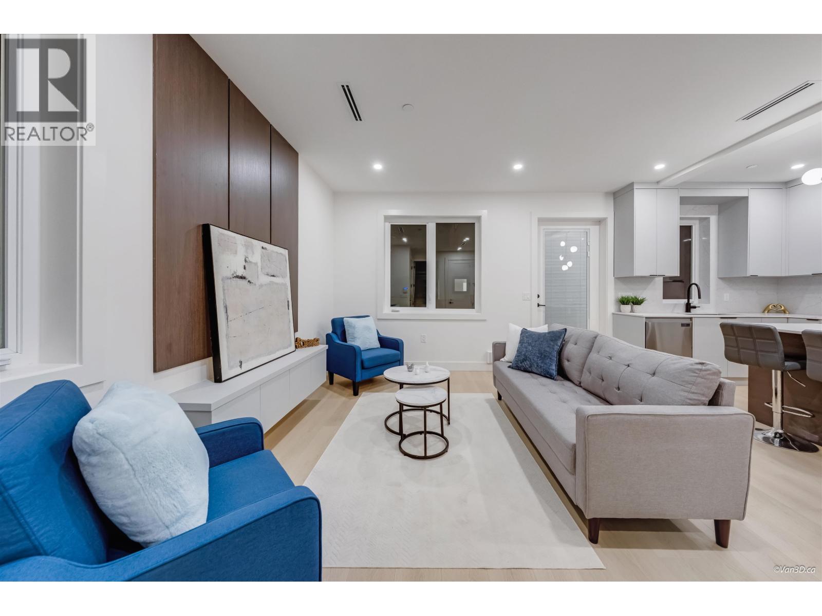 3 6730 HEATHER STREET